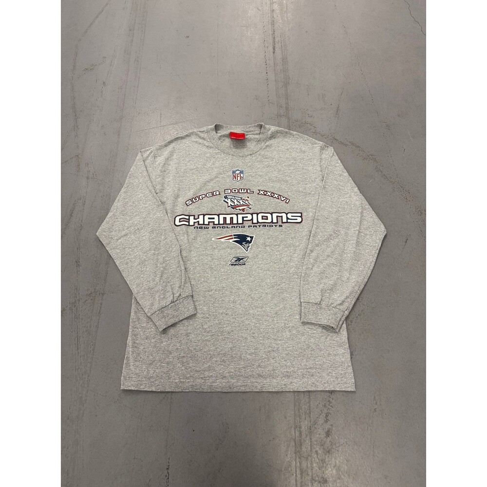 Vintage New England Patriots 2004 Reebok Men’s Long Sleeve Tee Size M